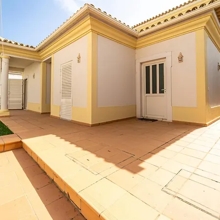 Ribeiro By Hellovacations Villa